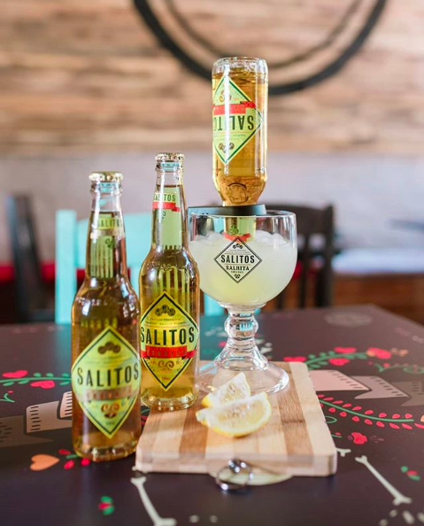 SALITOSBEER_ZA's tweet photo. We have partnered with @mabonengevents favourite mexican eatery Mama Mexicana to bring you some thirst-quenching specials! 🍺 Buy a chicken burrito and get a SALITOS Tequila beer FREE #TGIF https://t.co/DISnaSs7yy