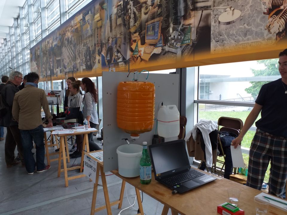 diderot25's tweet photo. Visite par les élèves de 3ème du @ClgDiderot @diderot25 des Olympiades des sciences de l' ingénieur à l'@ENSMMOfficiel dans le cadre des @AcCordees, repas au restaurant universitaire, participation au jury , conférences scientifiques et industrielles, remises de prix. https://t.co/gWUMRkLQho