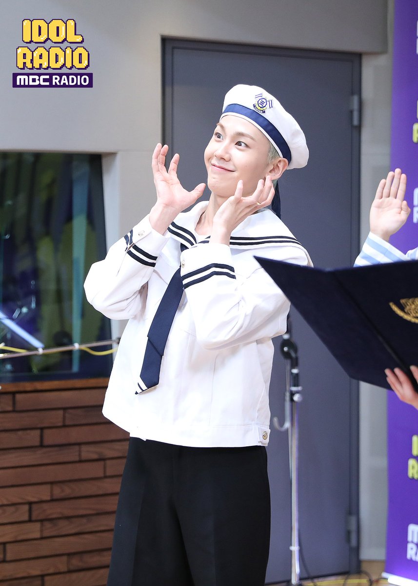 idolradiokorea's tweet photo. [#아이돌라디오 앨범 20190503] 

ep213. 뽀뽀뽀(뽀시래기 뽀짝뽀짝) with 산하, 형섭, 선호, 성원

#IDOLRADIO #비투비 #BTOB #정일훈 #룽디 https://t.co/3IDW8PlYGQ