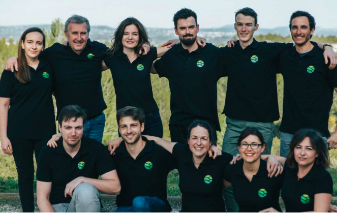 mariejo_cote's tweet photo. Notre super #FFWomenInTech du #Sud est Julie Davico-@JDavicoPahin , Co-fondatrice &amp; Co-CEO de @Ombreafr, système d’ombrières intelligentes pour #agriculture qui a levé 1M euros et cumule les récompenses #LesMargaret2019 #10000startup #TechForGood https://t.co/aKL5qUUuBj