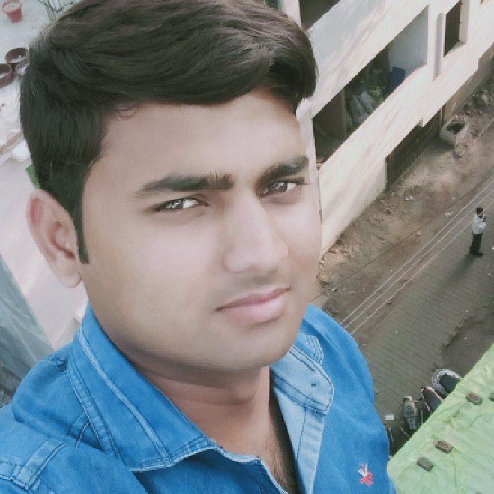 Atulchandraji2's tweet photo. Come hangout with me > Older Women 👩 Or Younger Girl 👧 on #BIGOLIVE https://t.co/SW1MNjHcVE https://t.co/28v4IEyYqi