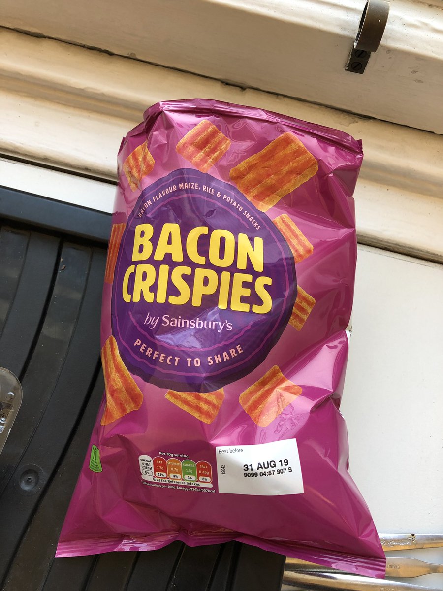 SamFergusson85's tweet image. Not gonna lie @sainsburys the @ContractsAtHead team feel somewhat let down by the crisp:bag ratio here... 1/3 of the bag would be a “generous” estimate! #packagingfail #lovebacon