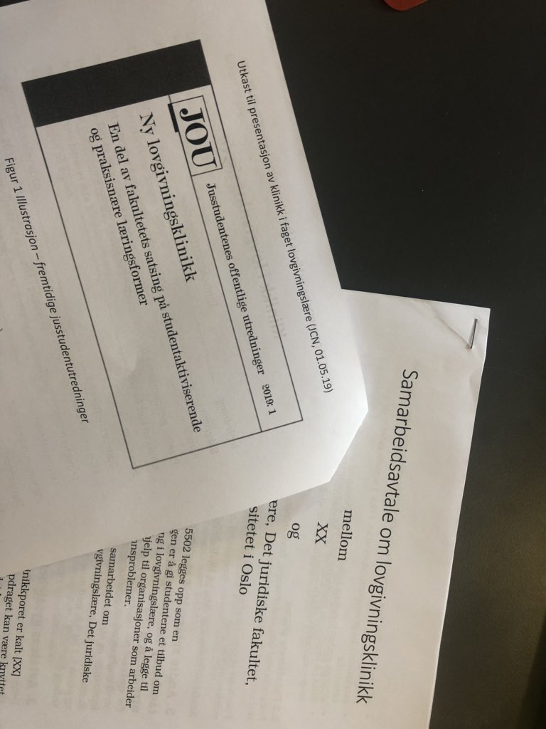 Fabelaktig møte med Torill (systemjurist) og Daniel (sjefsinformasjonsarkitekt) i @NAVnorge! Vi skal samarbeide om en klinikk i #lovgivningslære. Studentene skal lage en JOU med forslag til regler for digital forvaltning i NAV. <a href="/JUSiOslo/">UIO – Det juridiske fakultet</a> #Dendigitalejurist