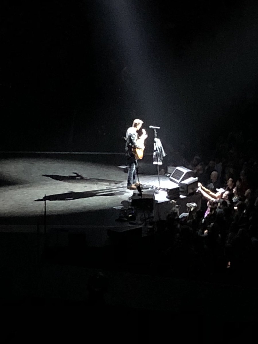 JodiNicholson11's tweet photo. Happy Birthday to the Chief!  #countrymusic #Chief #comebacktotoronto #legend #country #hugefan    @ericchurch https://t.co/PsxtjQlbAu