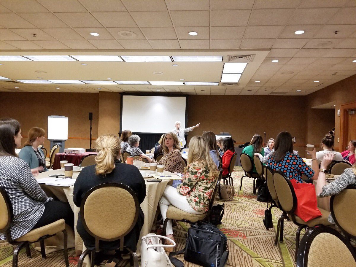 JLPGH's tweet photo. Breakfast with #JuniorLeague Chief League Operations Officer (translation: governance guru) Anne Dalton. The JL of Pittsburgh recently voted to adopt a governance split model, which will empower us to be more strategic! (📷: Melissa Reed) #BeJLP #JLAC19 https://t.co/bm3WXsxfqD