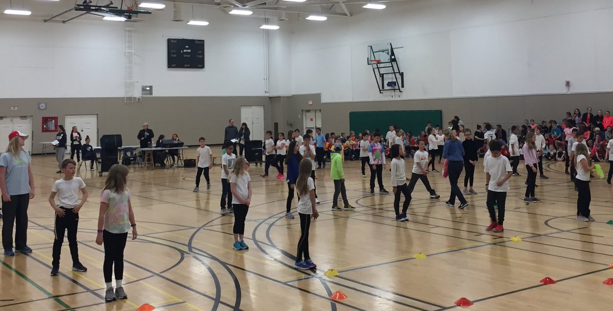 KarGair's tweet photo. Back at the fabulous @CHOCCBoard for #dancefest.  Anxiously awaiting @LDCSB and St. Mary’s Choir school. https://t.co/LD8p5qpZ4S