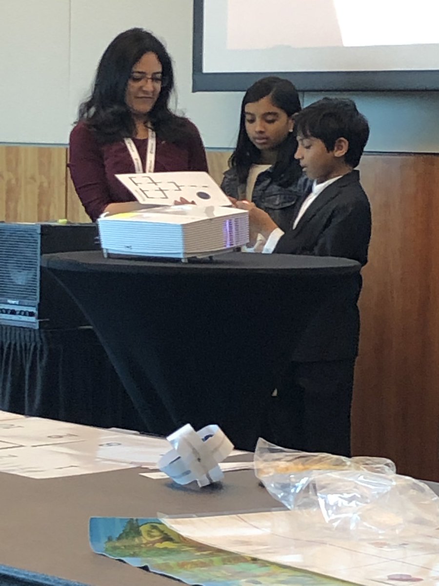 DialloSalioub's tweet image. Atelier robotique en action #AppEx 
@CanConnectEd 
@Du_Chene