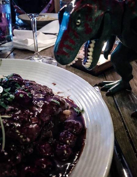 italfarmhouse's tweet photo. Welcome to the weekend. Relax and join us for a savoury delight! Photo of T-Rex getting ready to eat some of our Elk Scallopini by @erdocmom
#ItalianFarmhouse #FineDining #Calgary #BraggCreek #foodie #FoodWithNames #restaurant #Italian #ItalianRecipes #RockyMountains https://t.co/UqsDCYoGIR
