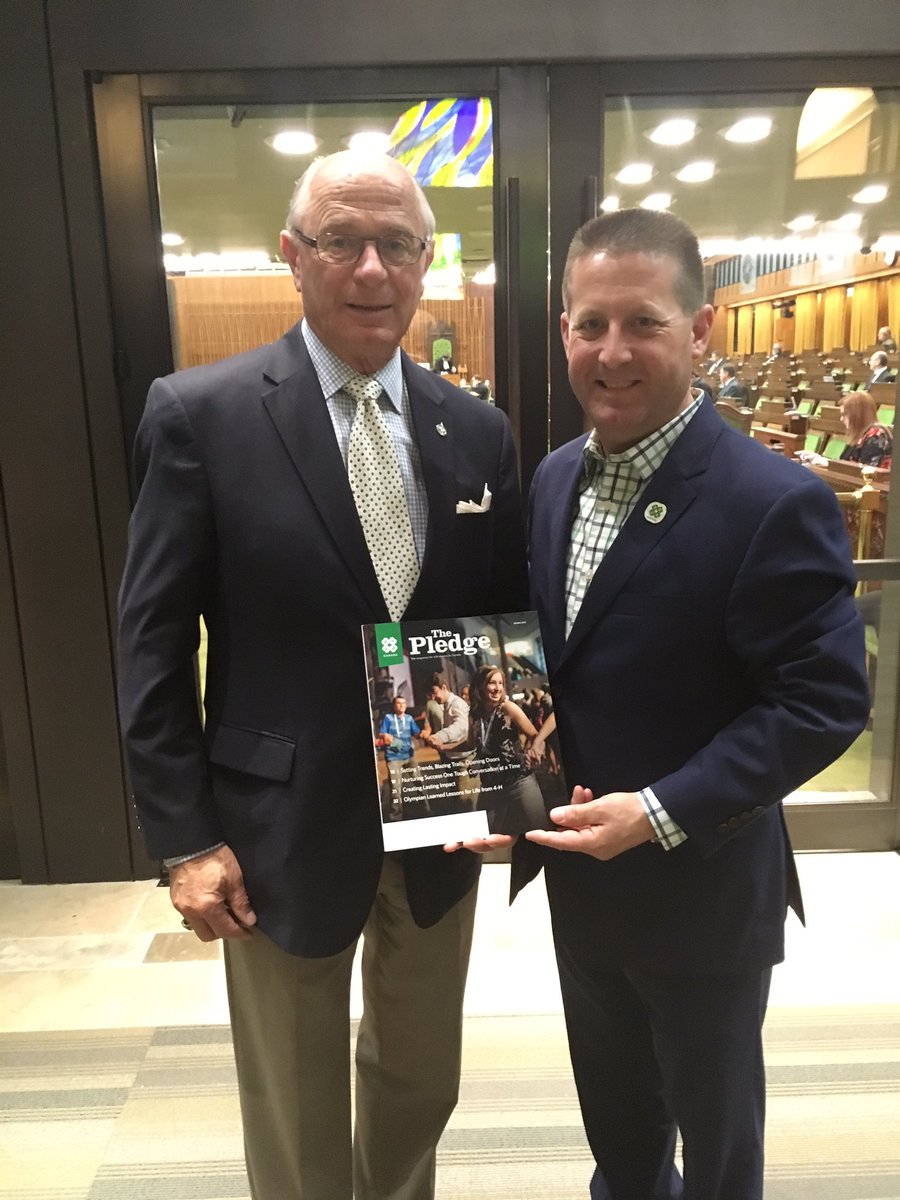 Many thanks to David from <a href="/4HCanada/">4-H Canada 🍀🇨🇦</a> for coming to meet today and update me on the great work done by 4-H. This youth agricultural organization is outstanding in their outreach, program initiatives and leadership opportunities for youth.