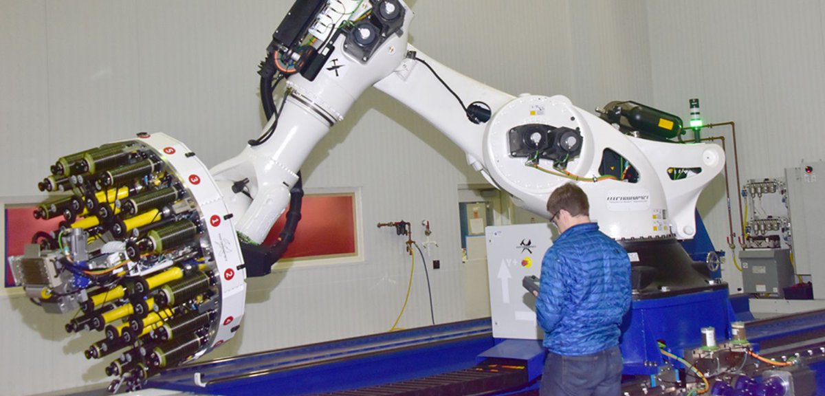 JECComposites's tweet photo. Spirit AeroSystems installs a robotic automated fiber placement system from Electroimpact
@SpiritAero #composites #innovation #automation #fiberplacement
https://t.co/gjuXSR5vmV https://t.co/D3BEsaxbpL