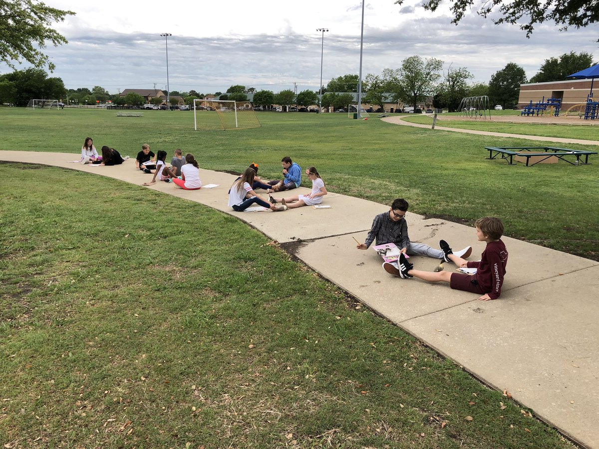 clover_renee's tweet photo. Today my students were teaching Texas history to our ducklings! Ohh the joys of Springtime! #weareaphe https://t.co/GqJ3CKoFFt