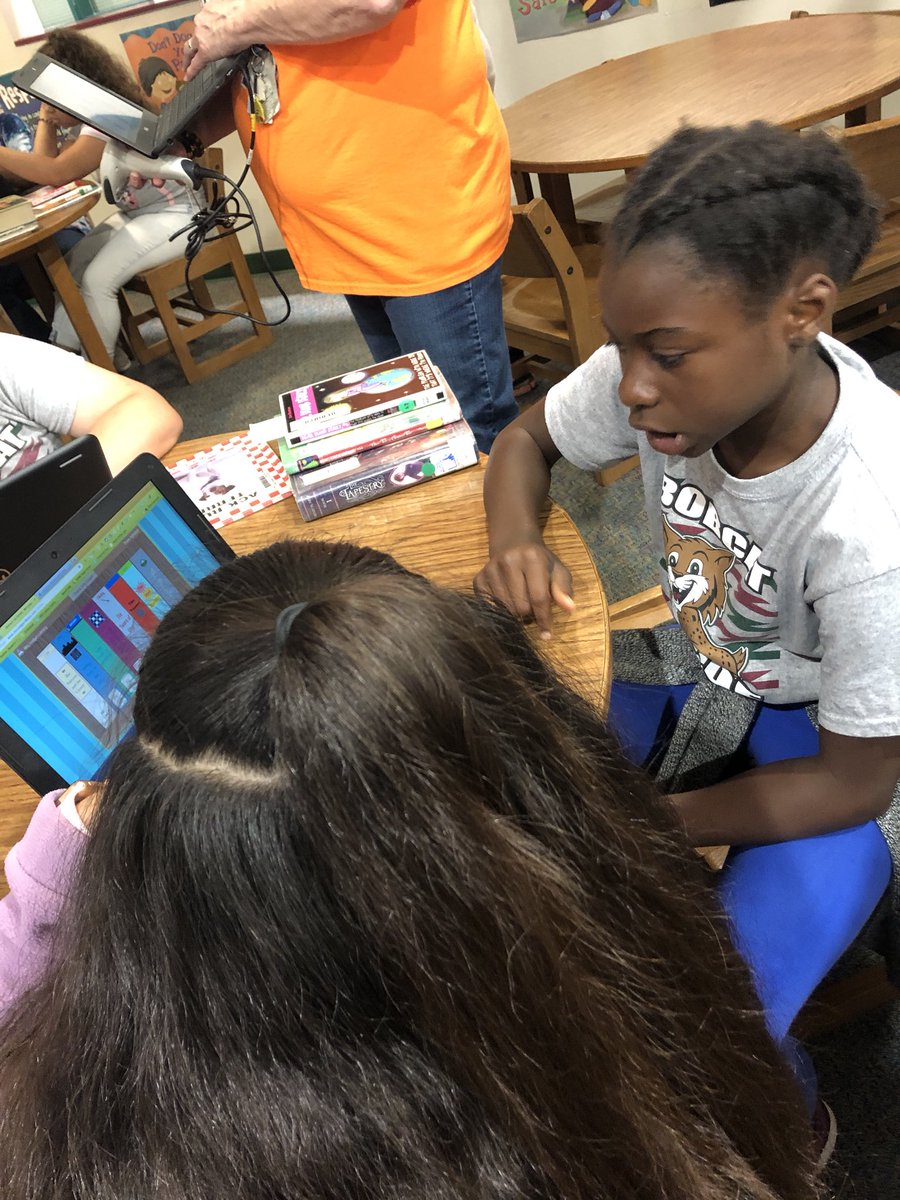 BISD_Libraries's tweet image. What a fun learning day at the @Bowen_Bobcats Library! Students practiced #Alphabetizing and #LibrarySkills by playing #ShelfOrder on their #chromebooks! #LearningIsFun #LoveOurBISDLibraryAssistants #TellTheStory #EncourageTheHeart #WhatAreYouReading @BryanISD @BISD_ITech