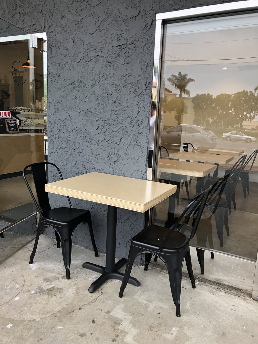 plhnk's tweet photo. In situ at the best coffee shop in all of Orange County #socalCoffee https://t.co/4qNH1eKz9t