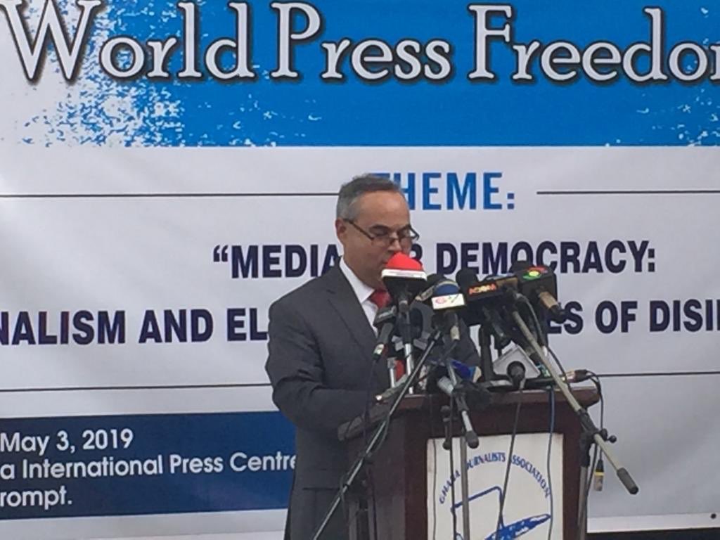 DKB_Esenam's tweet photo. As the world celebrates World Press Freedom Day (#WPFD) today, Mr. Roberto Quiroz @USEmbassyGhana had this among others to say to #Journalists in Ghana. ‘A free media shines it lights on challenges and combats human trafficking without exception’. https://t.co/8ewpxUchOT