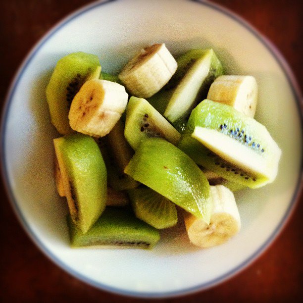 れいらん 今日の運勢 5月4日 土 辛丑五黄土星 みどりの日 今日は地震がありそうですが巨大地震にはなりませんので ご休心を 土用のせいもあって 胃もたれ している方が多いです お豆腐やとろろ 薩摩芋 かぼちゃ にんじん キウイなんか