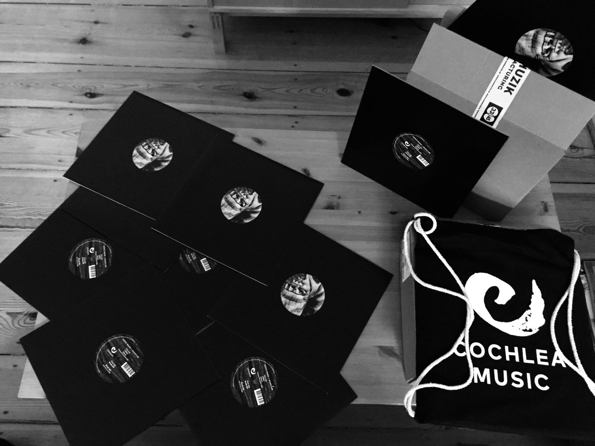 DenisRodd's tweet photo. A great feeling to receive the #vinyl at home and have it in my hands! The Quantum EP is #out today. You can listen it here: https://t.co/z4wNPSUyRH Included two cool #remixes!

It is the 4th EP of this little project, my #DIY #music #label done with much #love, #CochleaMusic <3 https://t.co/6BTajohCmf