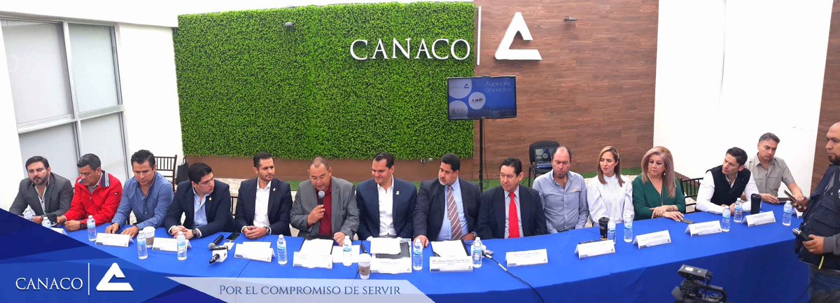 CanacoDurango's tweet image. Se lleva a cabo Firma de Convenio entre el Instituto Electoral y de Participación ciudadana (IEPC) y el Instituto Nacional Electoral con CANACO Durango, para promover la participación activa en los próximos procesos electorales en Durango.