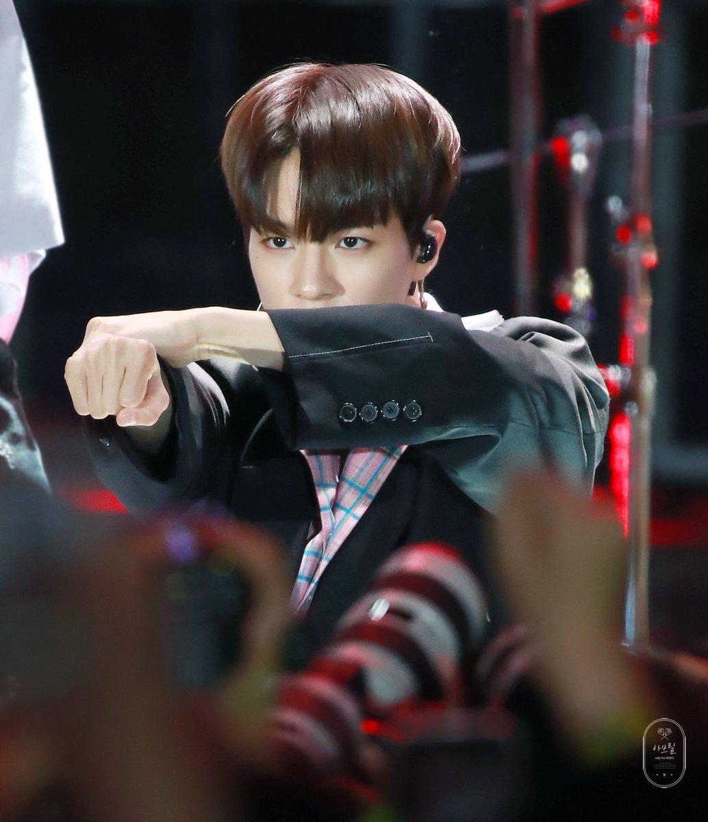 nctgallerys's tweet photo. ・ ・ 190502 ♡ 0423abril
lee jeno┊nct https://t.co/n1t5gRkt5b