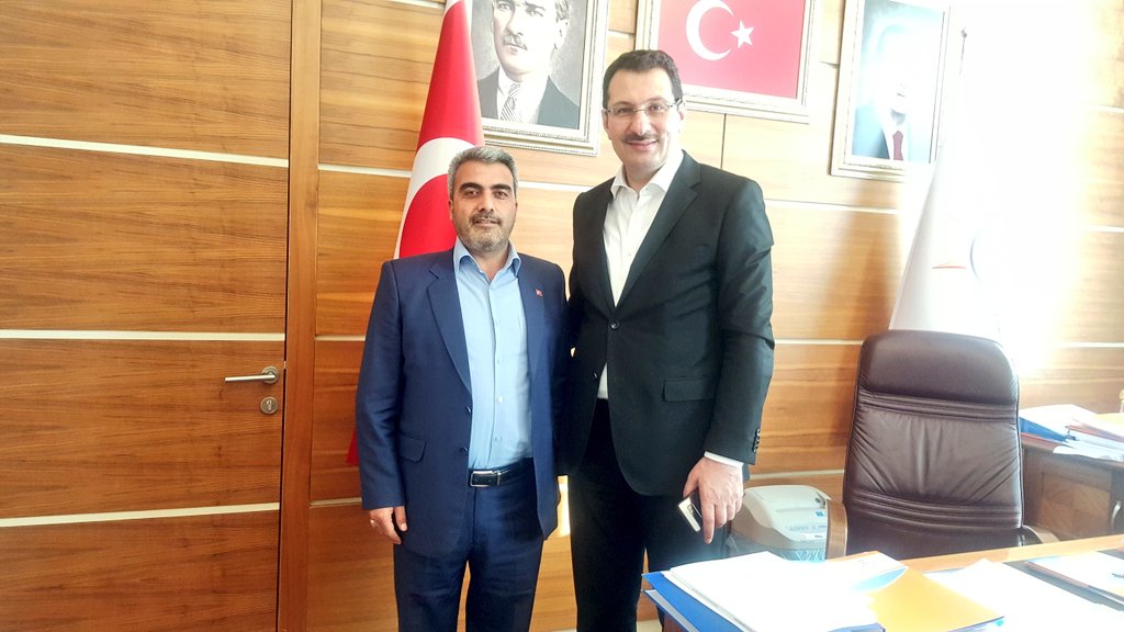 alitekin_63's tweet photo. AK PARTİ Genel Merkez Seçim İşleri Başkanımız Sn. @aliihsanyavuz54'u makamında ziyaret edip, Viranşehir'imizin Seçim Değerlendirmesini yaptık. Bize gösterdiği ilgi ve alakadan dolayı  teşekkür ederim.

@RTErdogan @erkankandemir @metinbulut23 @aagraliez @byildiz63 @hozsavli_ https://t.co/Wihc35tZuW