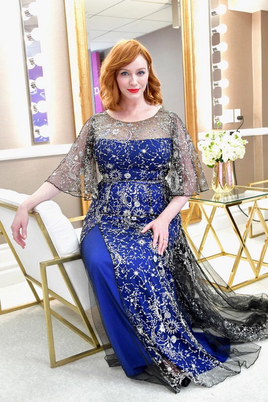 Happy birthday, Christina Hendricks. She\s 44. But I don\t know how old she is. 