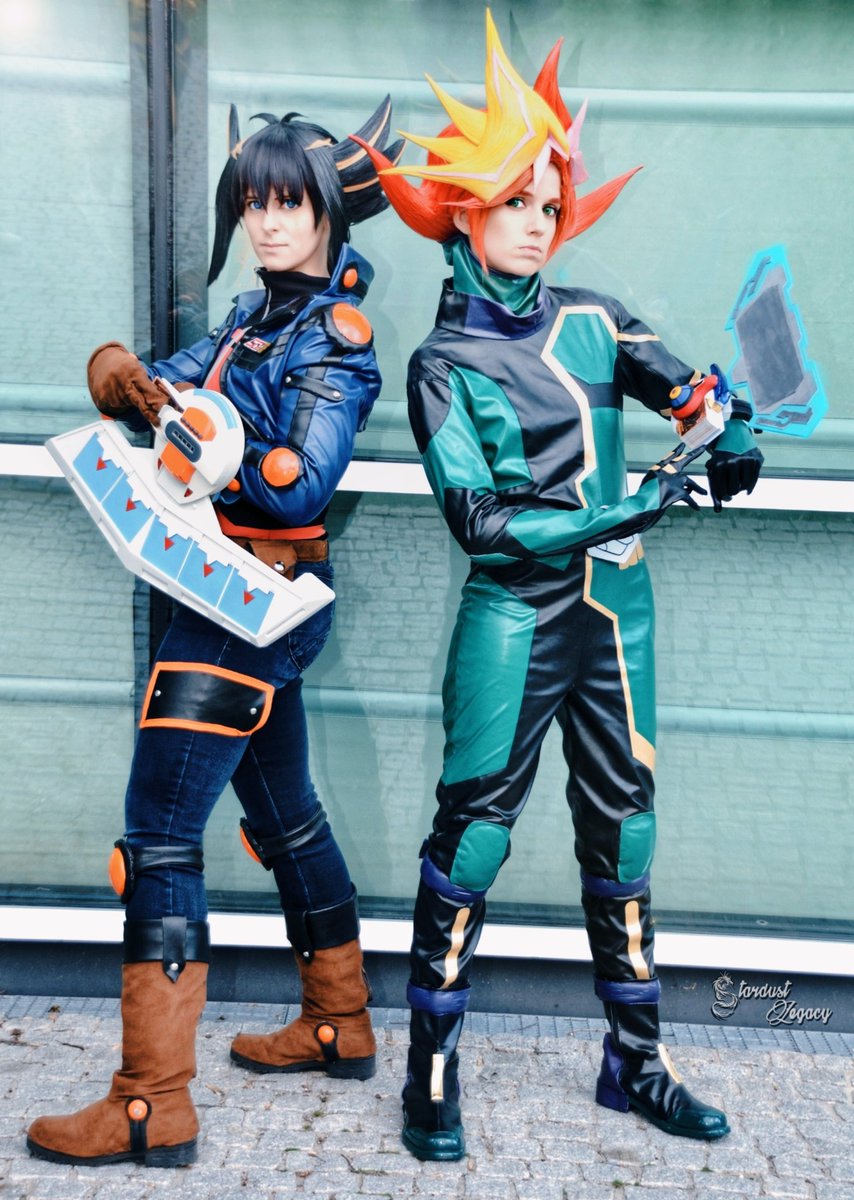 StardustLegacy_'s tweet image. &quot;There is no code we can&apos;t break&quot; 😏

Yusei Fudo: @_meri_ri_ 
Playmaker: me

📸 @Cyberse1701 
Edit: me

#codeshipping #cosplay #yugiohcosplay #yuseifudo #playmaker #vrains #5ds #遊戯王 #遊戯王VRAINS #遊戯王5ds 
#animuc #animuc2019