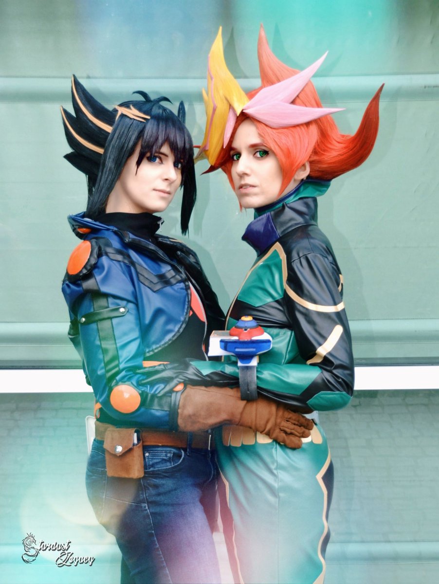 StardustLegacy_'s tweet image. &quot;There is no code we can&apos;t break&quot; 😏

Yusei Fudo: @_meri_ri_ 
Playmaker: me

📸 @Cyberse1701 
Edit: me

#codeshipping #cosplay #yugiohcosplay #yuseifudo #playmaker #vrains #5ds #遊戯王 #遊戯王VRAINS #遊戯王5ds 
#animuc #animuc2019