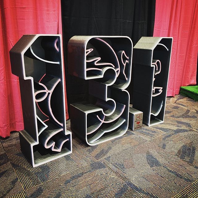 One of my favorite times of the year. Running with my dad this time around #flyingpigmarathon bit.ly/2Lo5IN2