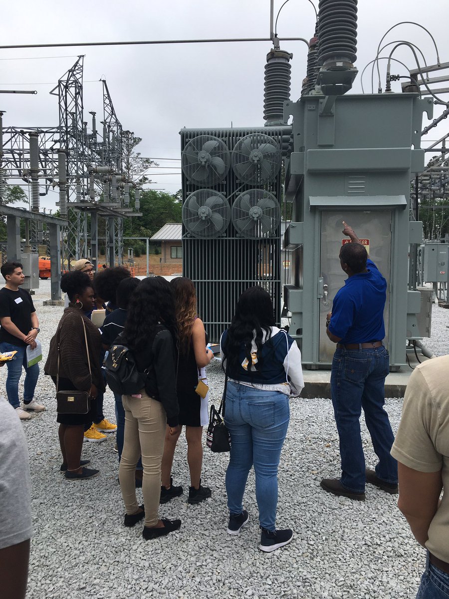 pcamick2's tweet photo. DCSD’s CTAE Students take part in GA Power’s Recruitment Day (workforce development). Learn what it takes to be part of the electrical distribution industry.  @dcsdctae @DeKalbSchools https://t.co/GtI0jYouON