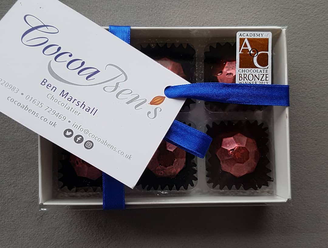 Look what has just arrived today? 😍😍

It's a good look, wouldn't you agree? 😉😉

#localbusiness #westberkshire #indiebusiness #aoc #academyofchocolate #finechocolate #singleoriginchocolate #CraftChocolate #darkchocolateandraspberry #darkchocolatetruffles #darkchocolatebonbons