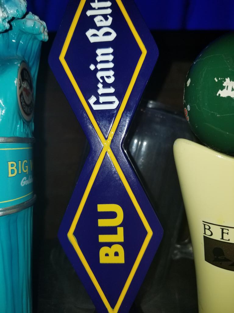 ummiesbar's tweet photo. Back on tap @ummiesbar 'BLU' from @GrainBeltBeer enjoy this seasonal beer today #craftbeer #downtown #randomrock https://t.co/WUTbibXQ58