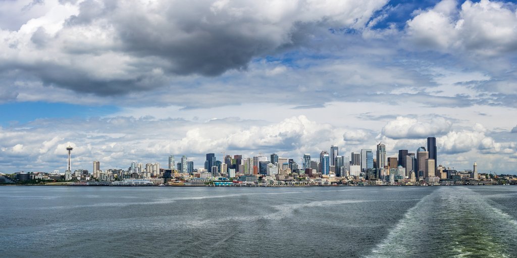 Some of the best views of the Seattle Skyline are viewed from a ferry. Our friends at <a href="/SeattleMet/">Seattle Met</a> offer great tips for ferry riding.

soo.nr/NdFj