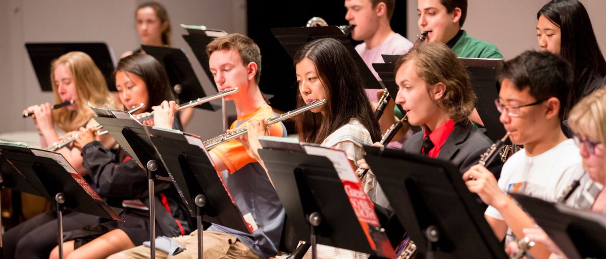 Schlesinger Concert Hall and Arts Center tweet media