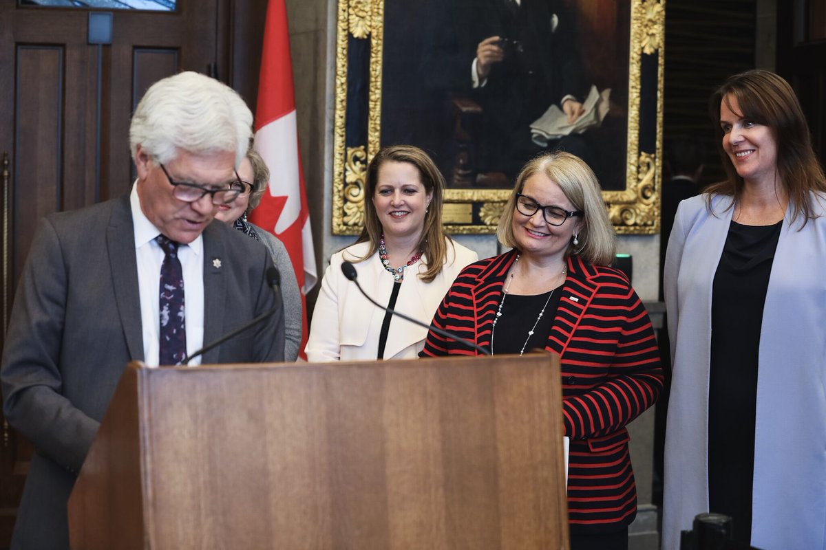 We announced a new $50-million Women in Trade Investments Program for more 🇨🇦 women entrepreneurs to take on the 🌍 ter.li/jlez9c

#WIT #womeninbusiness #womenleaders #cdnbiz #cdnecon