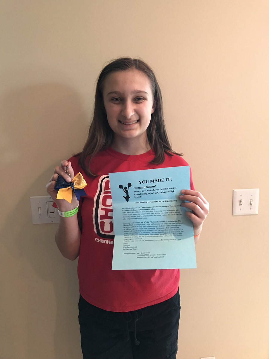 Chancheer1's tweet photo. Congratulations Katherine!! #stormcheer @chanstormAD @chanprincipal ππ https://t.co/s9vQeKdVuX