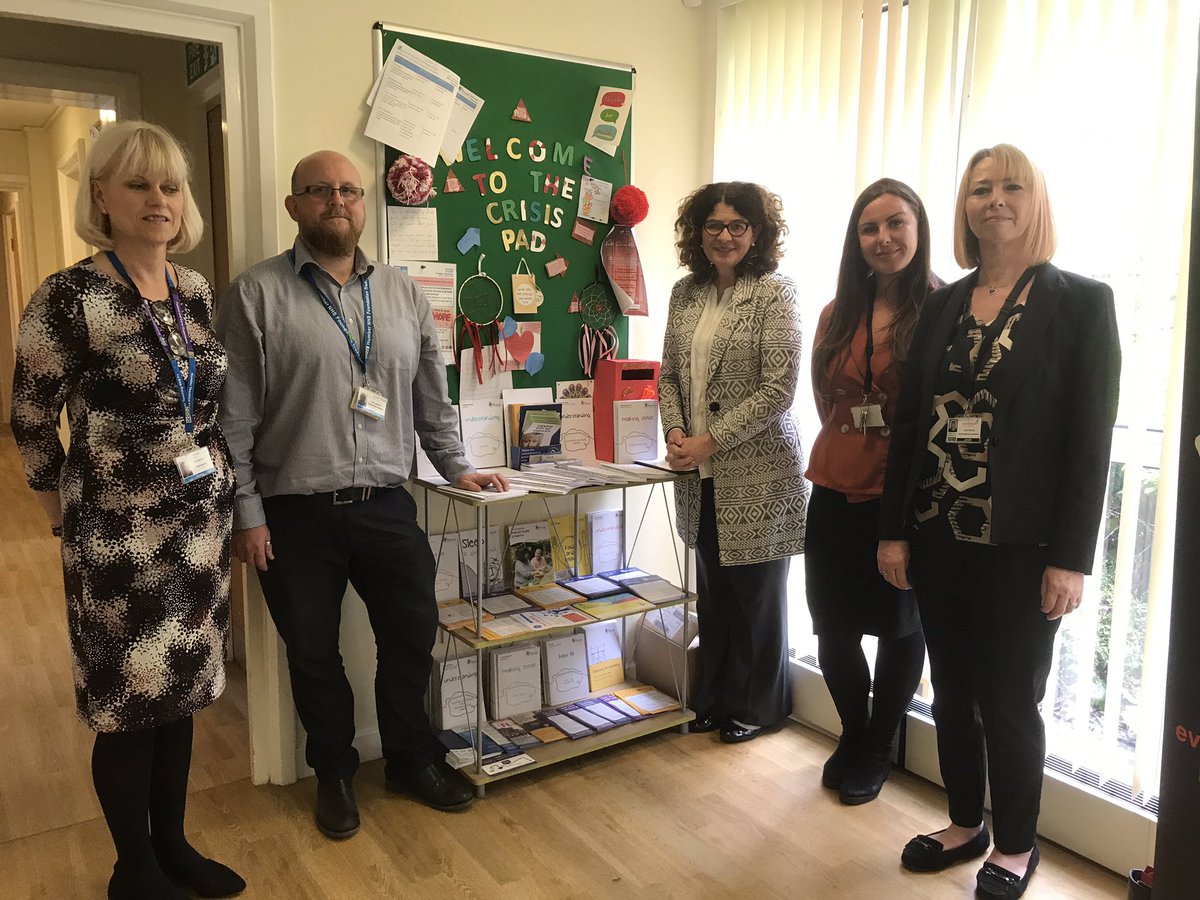 DianaJohnsonMP's tweet photo. After busy Election Day back to constituency work today. Visit to @Kingswood_Acad on Bransholme Very impressive Leadership team &amp; huge improvements in results over last few years. Then visited innovative “crash pad” at Humber Mental Health Trust run by @Humbercare https://t.co/jfSvpEMY6P