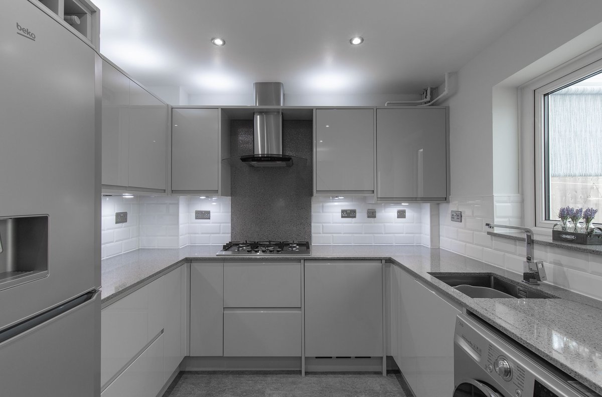 exalljoneskitch's tweet image. If you've received one of our show-stopping designer kitchens, we'd love for you to share your photographs with us! 📸

Tag us in your Facebook, Twitter and Instagram posts or send them via messenger 📲 

Here are a few of our recent kitchens ✨ #reallifekitchen #share #tagus