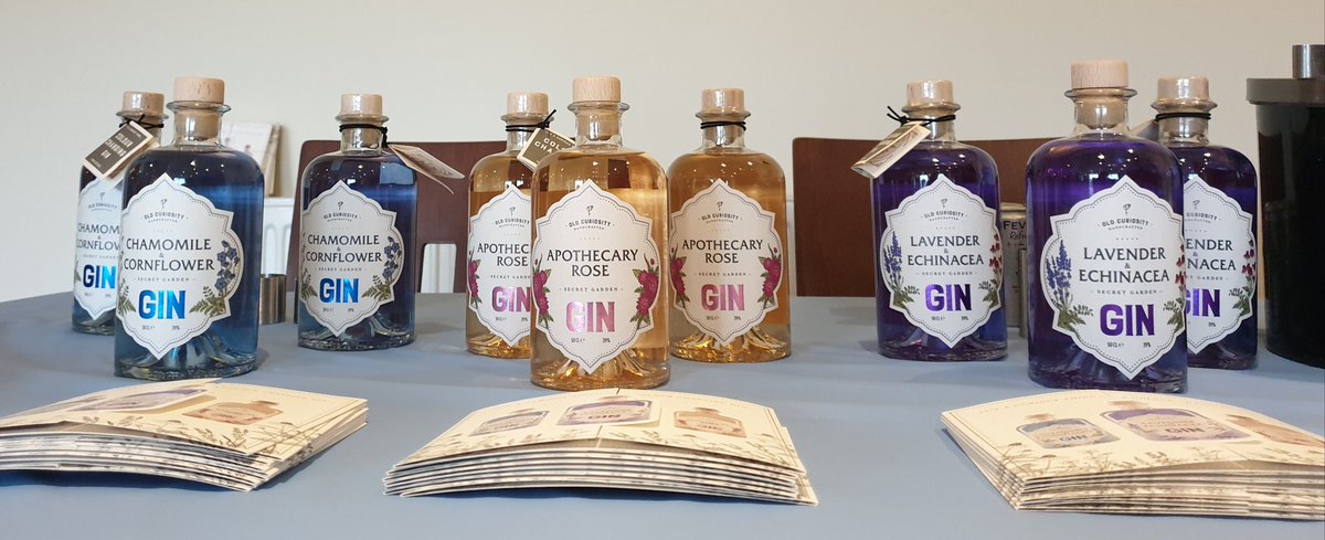 The @OldCuriosity_ Gin is looking good!