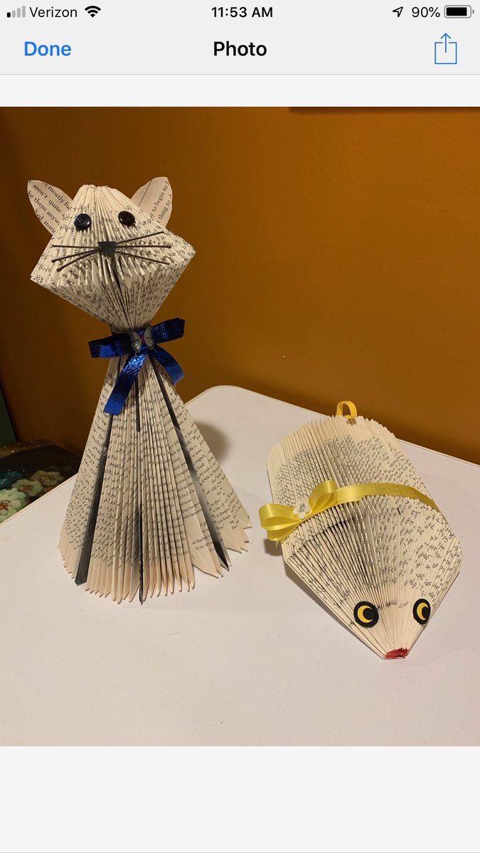 msmignone's tweet photo. Art teacher Lois Zegis has created her own book art! @JerichoMS #jerichoms #jerichomslibrary #kungkreations https://t.co/bnzkcYPM3I