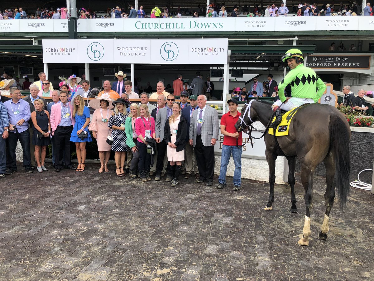 racing_dudes's tweet photo. Speed rules in the Grade 2 #EightBelles as BREAK EVEN crushes after setting fast fractions for @bradcoxracing in gate to wire fashion.
If you ainโt in the lead at the top of the stretch today, you ainโt winning. Adjust your handicapping! https://t.co/OqBDvnvhhI