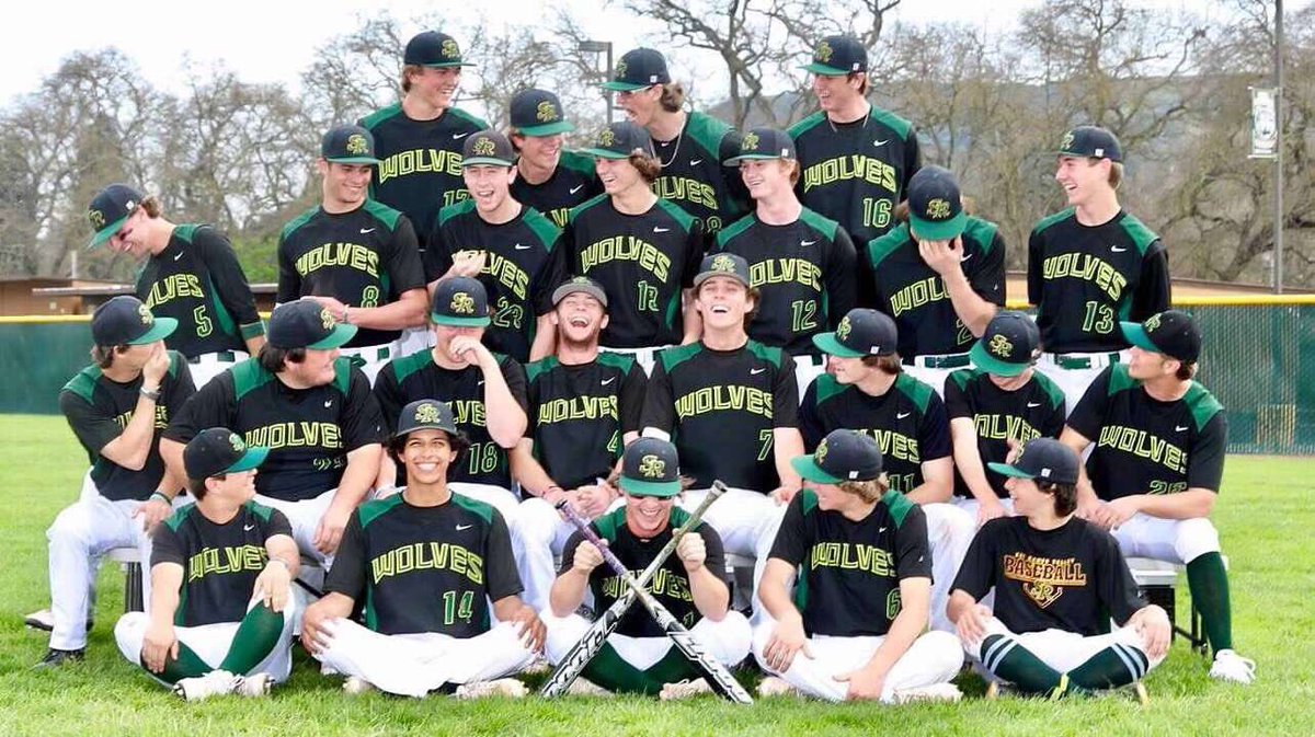 Come out and support your seniors on senior night! SRV varsity baseball plays Monte Vista <a href="/4/">w</a>. Be there! 💚⚾️ @MrK_SRVHS <a href="/WERSR/">San Ramon Valley HS</a>