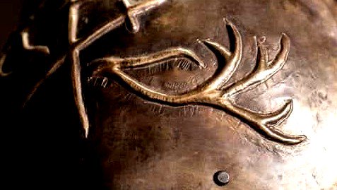 "𝒀𝒐𝒖 𝒂𝒓𝒆 𝒎𝒐𝒓𝒆 𝒕𝒉𝒂𝒏 𝒕𝒉𝒆𝒚 𝒄𝒐𝒖𝒍𝒅 𝒆𝒗𝒆𝒓 𝒃𝒆. 𝑻𝒉𝒆𝒚 𝒂𝒓𝒆 𝒋𝒖𝒔𝒕 𝒇𝒐𝒐𝒕 𝒔𝒐𝒍𝒅𝒊𝒆𝒓𝒔 𝒊𝒏 𝒕𝒉𝒆 𝒈𝒓𝒆𝒂𝒕 𝒘𝒂𝒓. 𝒀𝒐𝒖 𝒘𝒊𝒍𝒍 𝒎𝒂𝒌𝒆 𝒌𝒊𝒏𝒈𝒔 𝒓𝒊𝒔𝒆 𝒂𝒏𝒅 𝒇𝒂𝒍𝒍."

– 𝒔𝒉𝒊𝒑 𝒘𝒊𝒕𝒉 𝑨𝒓𝒚𝒂 𝑺𝒕𝒂𝒓𝒌
– 𝒅𝒆𝒔𝒄𝒓𝒊𝒑𝒕𝒊𝒗𝒆