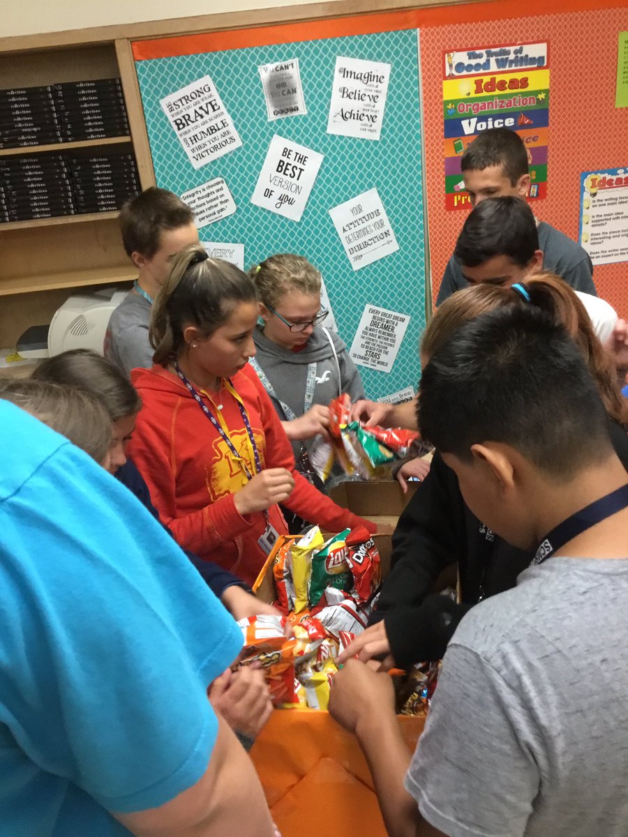 My IPS class chose to bring snacks for the Construction Crew as their Service Project!  Students commented on how hard this Crew is working, in spite of so many days of inclement weather, to finish our school in time for the Fall Semester!! @SCMS466 #gratefulstudents