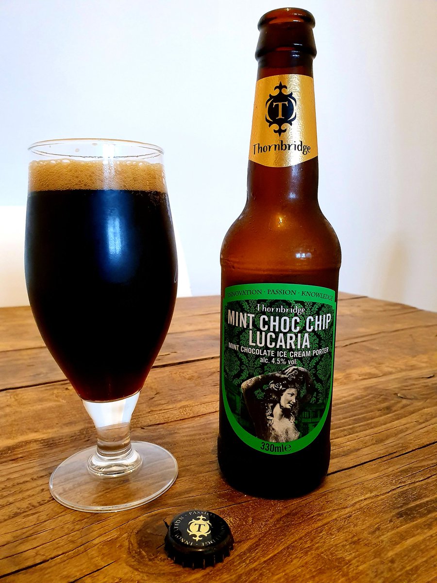 nealesmithworld's tweet photo. Friday evening tipple is 4.5%
Mint Choc Chip Lucaria from @thornbridge #goodbeertweet #CraftBeer #beerphoto #beeroclock https://t.co/FqZEHfsiJT