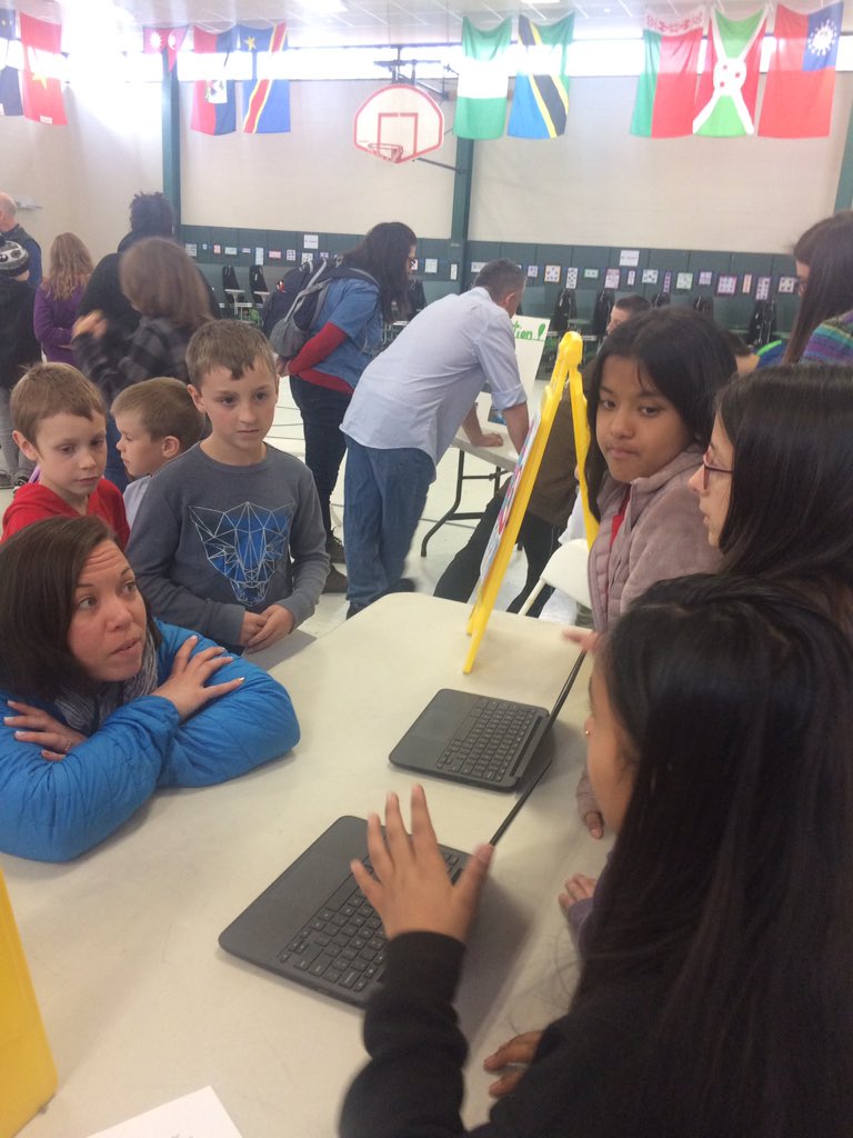 CAsaroStem's tweet photo. Teaching students and adults about our watershed's issues and our fifth graders solutions. Inspire and engage for a better world! #bsdvt @flynnfireflies @campanelli_ms @vermont_epscor #steam @BTVSchools #communitysailingcenter https://t.co/eTCXSeQoKG