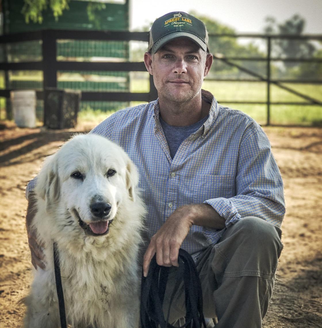 LandmarkLTC's tweet photo. Our #LandmarkPresents Series continues with an exclusive letter from @BiggestLilFarm's filmmaker John Chester about giving a voice to nature’s complexity. https://t.co/29EWxdjO00 #FilmmakerLetter #LandmarkTheatres https://t.co/fesEz2dDfJ