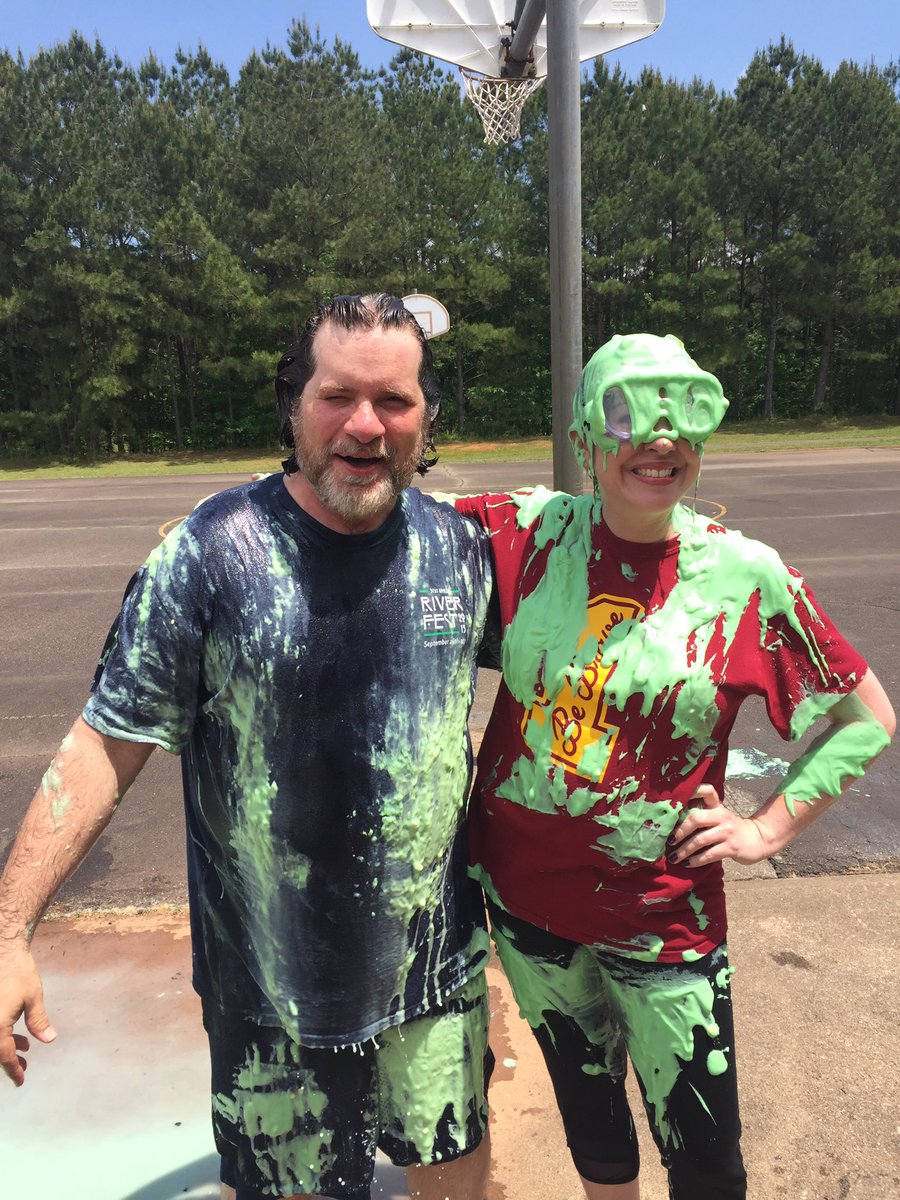 After an awesome Day of Service <a href="/R_M_Moore_Elem/">R M Moore</a> , <a href="/_DrAbbyMay/">Abby May</a> was #slimed along with the 2nd grade teachers and <a href="/cornn_david/">David Cornn</a> from #PennyWars results! The students loved it! #One #thriveMoore #BeBeave #CCSDFam <a href="/CherokeeSchools/">Cherokee Co. Schools</a>