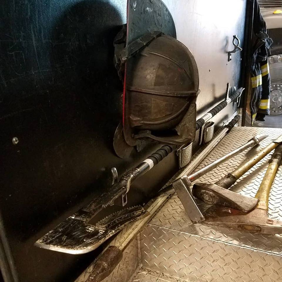 CHARfiretools's tweet image. Visit the #CHARtool site and order the revolutionary #madeinAmerica tool thats #bringingbackaggressive firefighting!zurl.co/lxNu  #firefighterowned