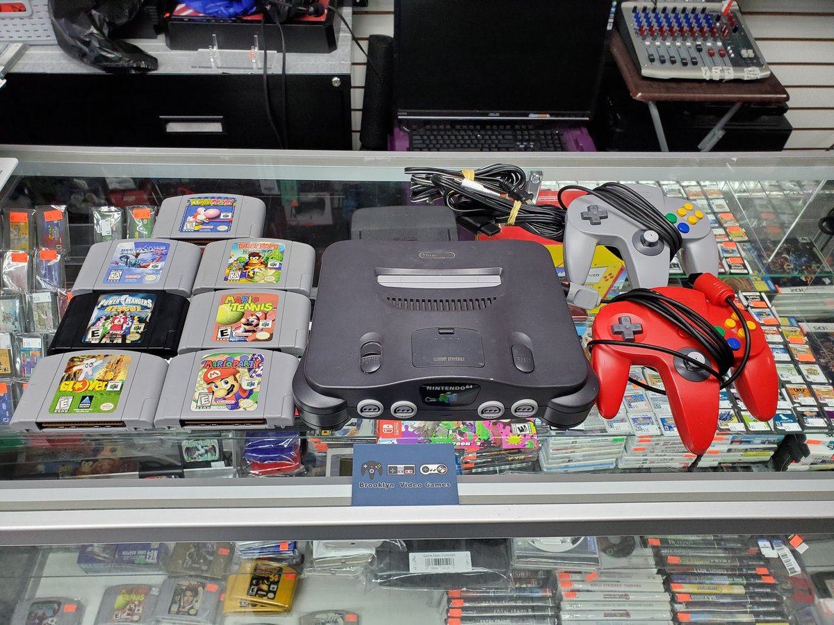 bklynvideogames's tweet image. Back in stock #n64 #n64controller #retrogaming #retroshop #gamers