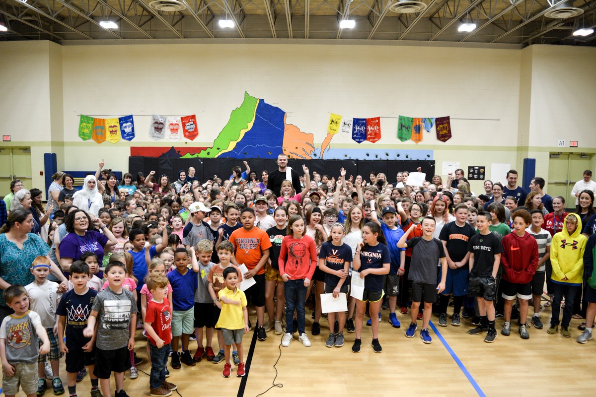 2019 <a href="/NCAA/">NCAA</a> Men's Basketball National Champion Jack Salt of .<a href="/UVAMensHoops/">Virginia Men's Basketball</a>, visiting .<a href="/Stonerobelem/">Stone-Robinson Elem.</a> students this morning. #GoHoos #ACPS .@kristenmwilliam .<a href="/rgonzalezmuniz/">Rosaura González</a>