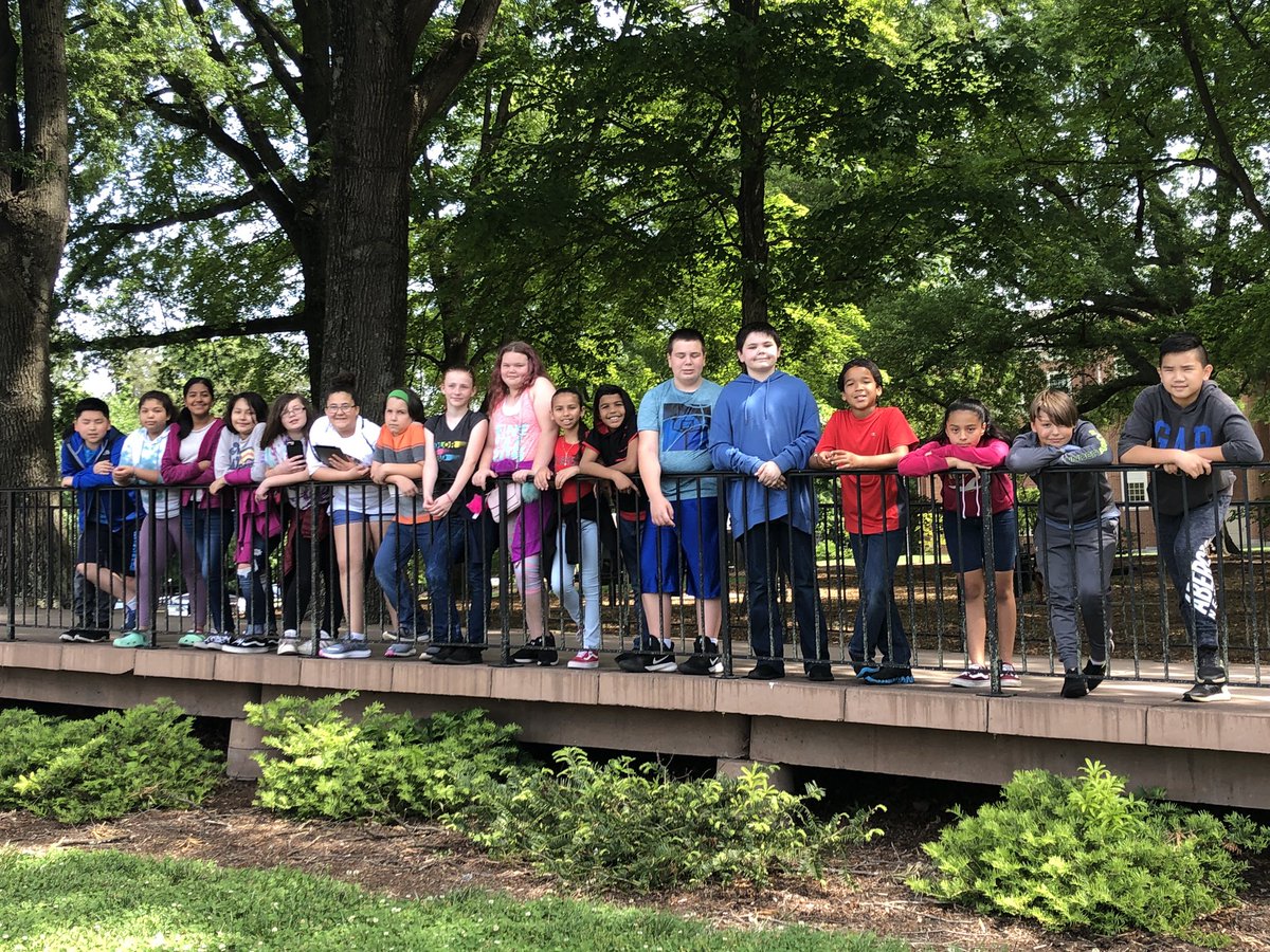 JodiWilmoth's tweet photo. What a fun day with our 5th graders at Wake Forest and BB&T Field! #JObears #MACSawesome #JOleaders https://t.co/vXBKkMkuIO